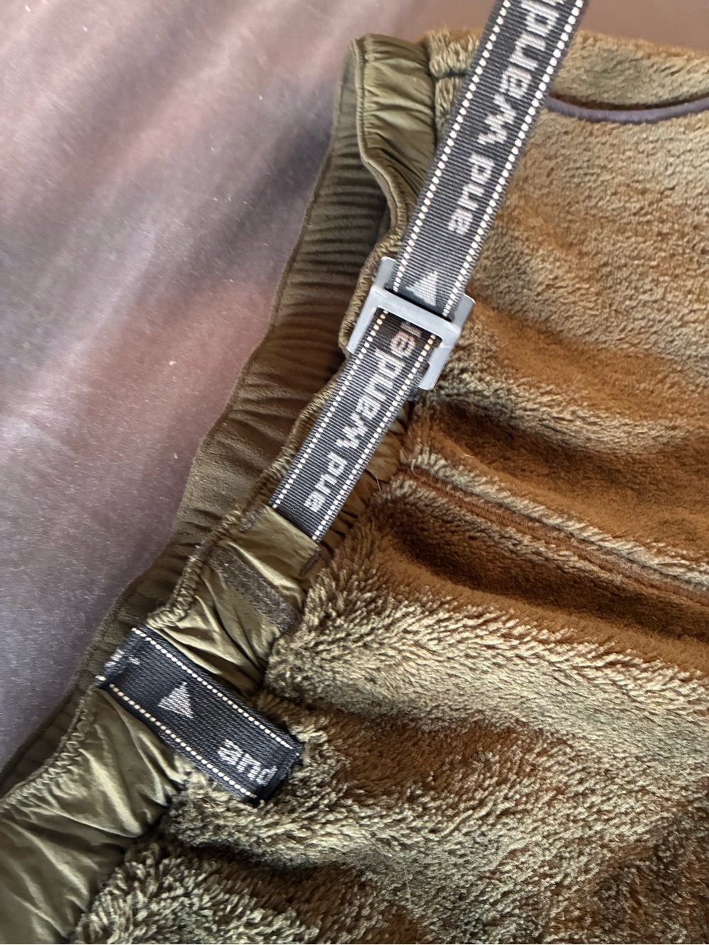 Barbour Olive Green Fleece and Nylon Panel Joggers - Picture 5 of 6